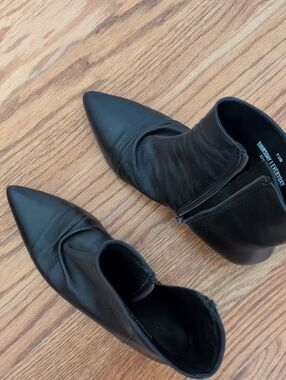 Thursday Boot Company Black Pointed-Toe Ankle Booties